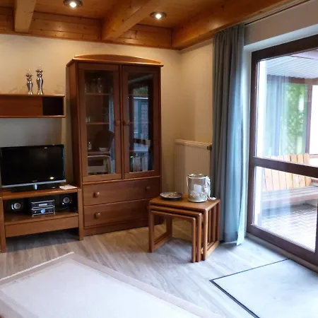 Daire Familie Heisch - Gemuetliches Mit Terrasse Und Strandkorb