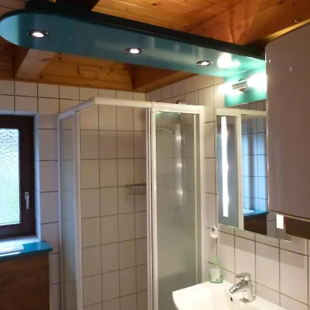 Familie Heisch - Gemuetliches Mit Terrasse Und Strandkorb *